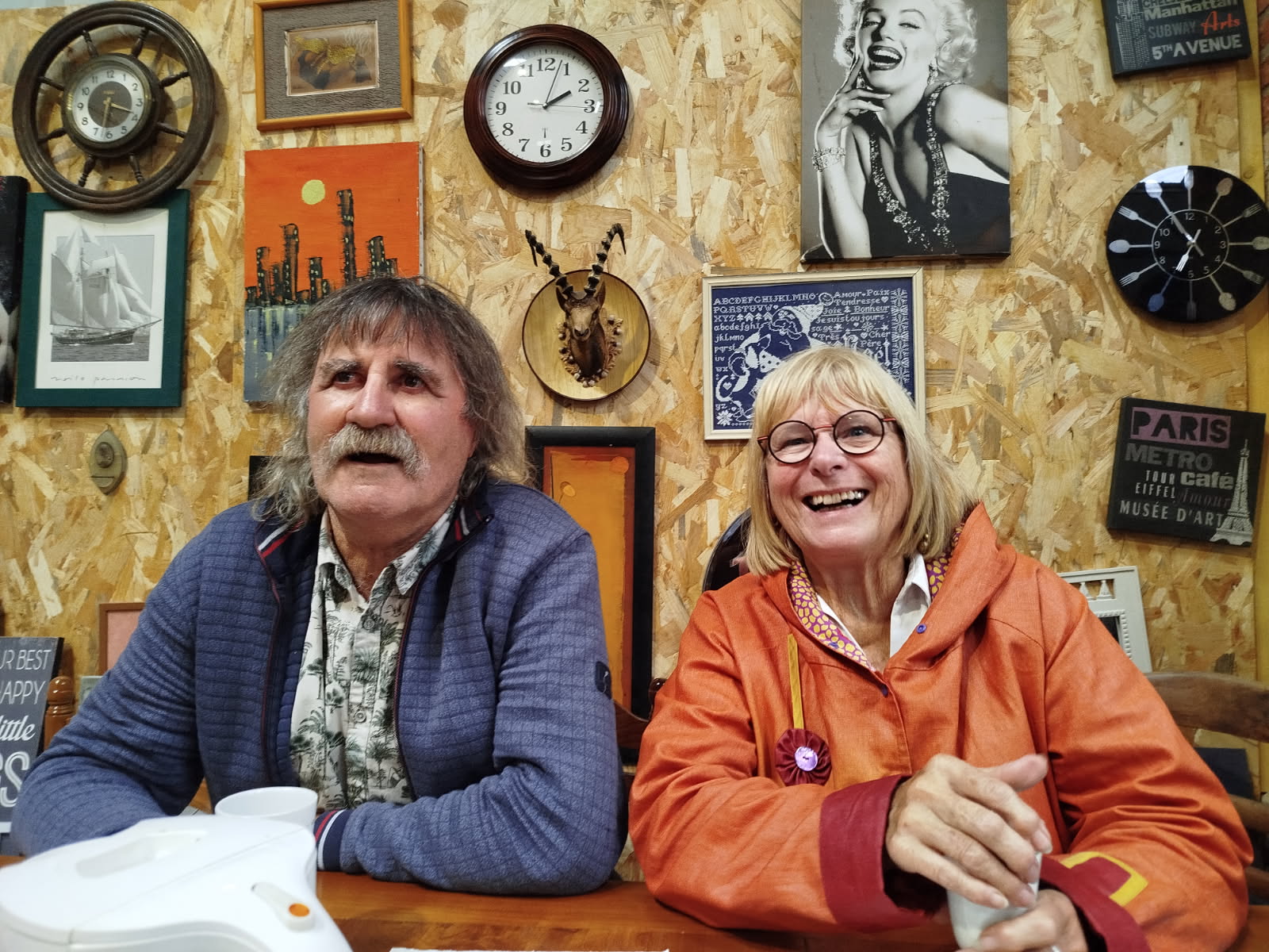 Passage de Martine et Claude, fondateurs de l'association Ty Lien 